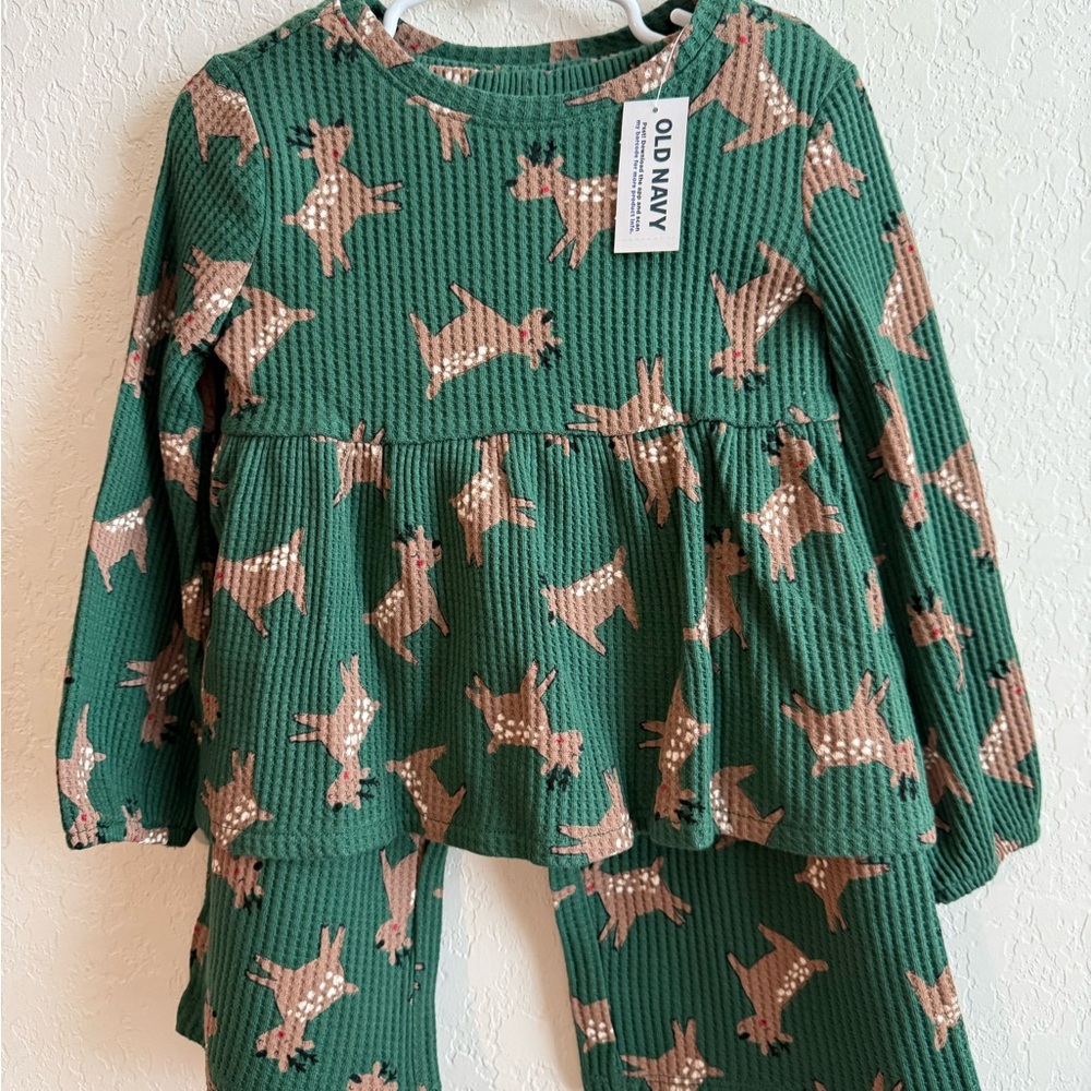 Old Navy Green Waffle-Knit Kids Top with Tan Deer Accents - Picture 1 of 4